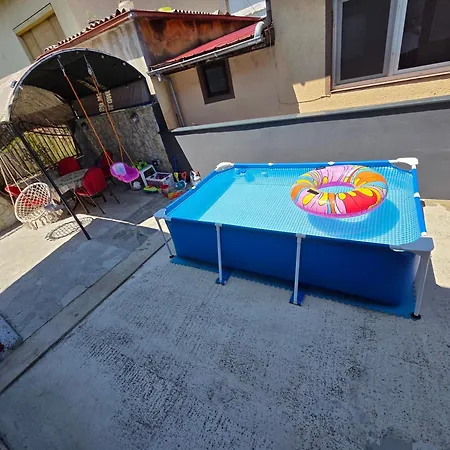 Green Home Apartman *